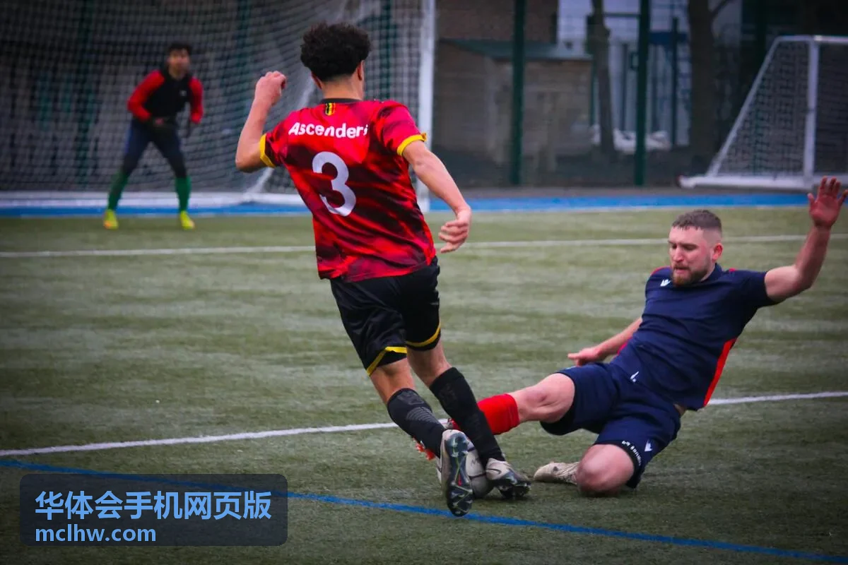 华体会手机网页版数据解读主讲人形象图